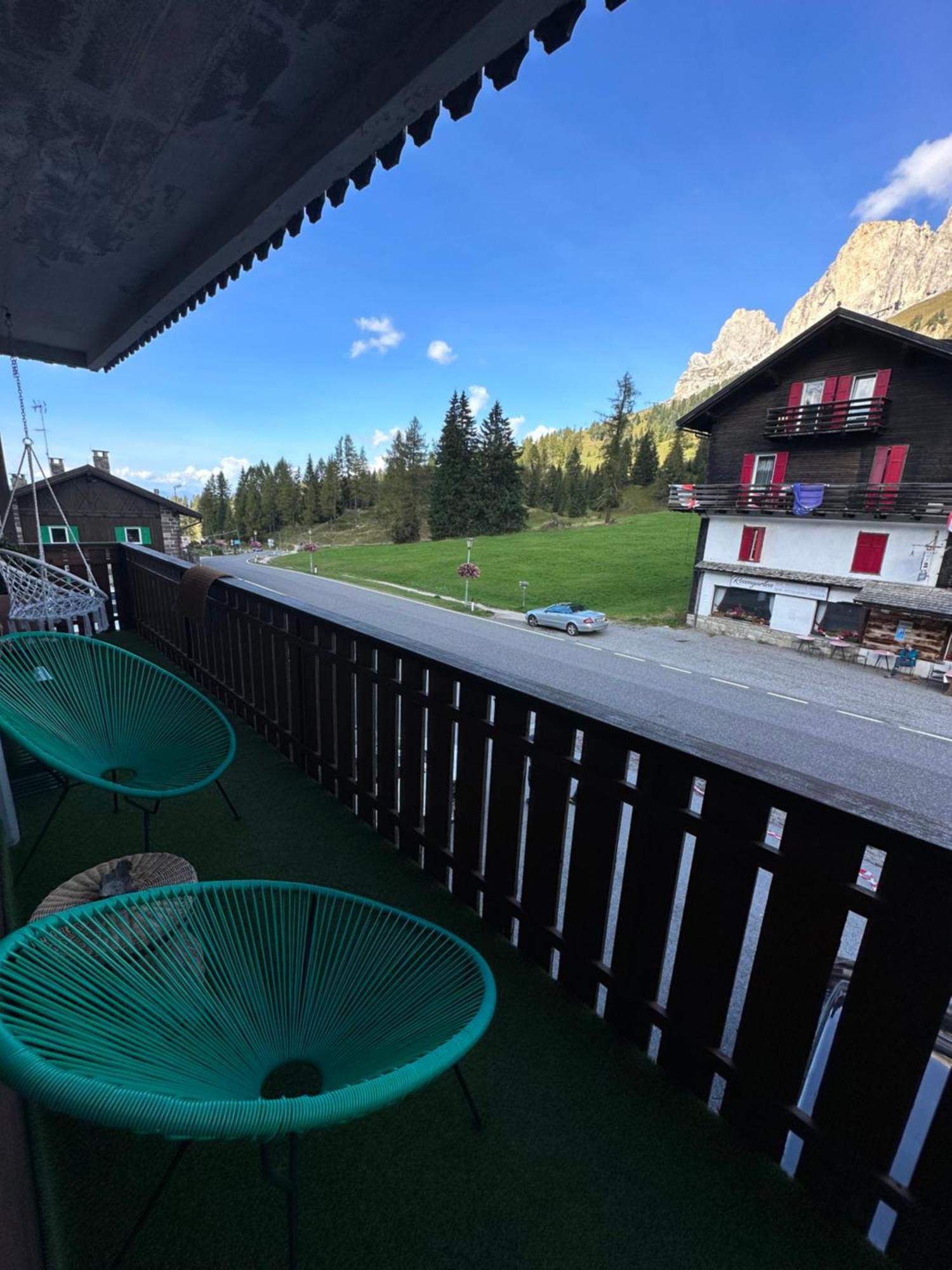 Costalungahouse Trekkingbikeski Selfcheck-In Apartment Carezza al Lago Extérieur photo