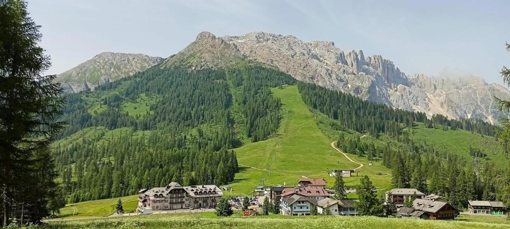 Costalungahouse Trekkingbikeski Selfcheck-In Apartment Carezza al Lago Extérieur photo